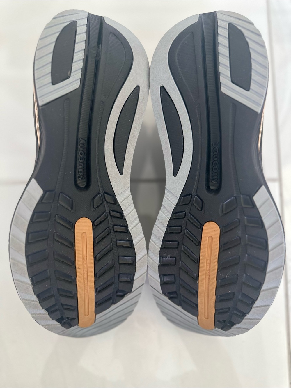 Saucony Endorphin Shift 3 Running Shoes Men’s 10.5 Excellent Condition - Picture 10 of 10